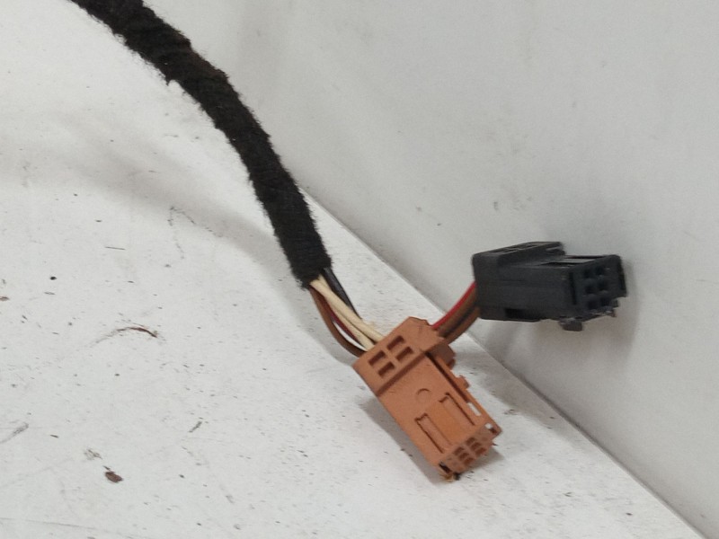 Recambio de retrovisor electrico derecho para peugeot 207/207+ (wa_, wc_) 1.4 hdi referencia OEM IAM 96806501XT  