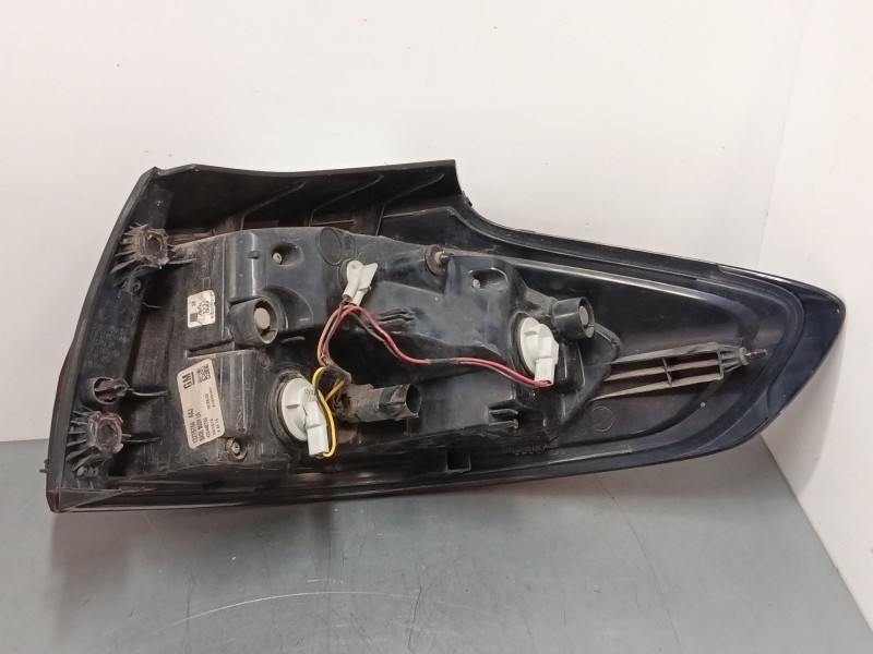 Recambio de piloto trasero izquierdo para opel zafira tourer c (p12) 2.0 cdti (75) referencia OEM IAM 13278784 428448700 