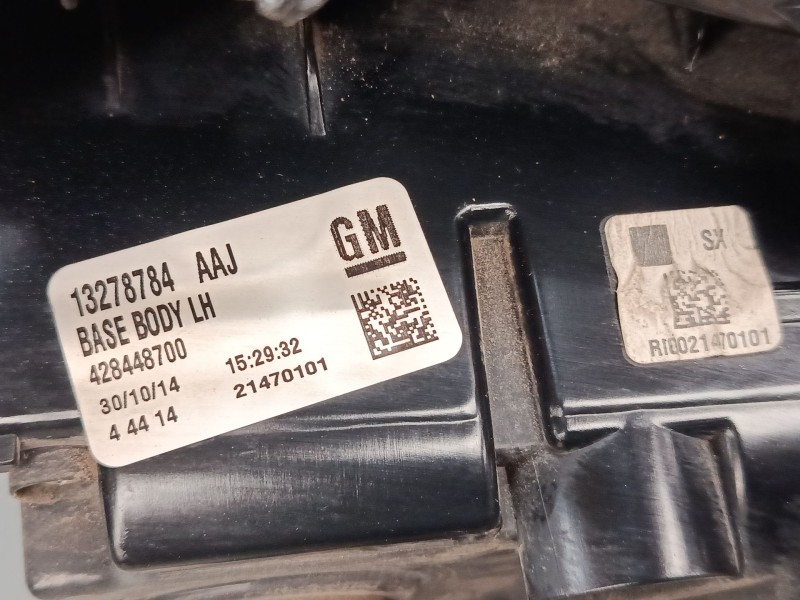 Recambio de piloto trasero izquierdo para opel zafira tourer c (p12) 2.0 cdti (75) referencia OEM IAM 13278784 428448700 