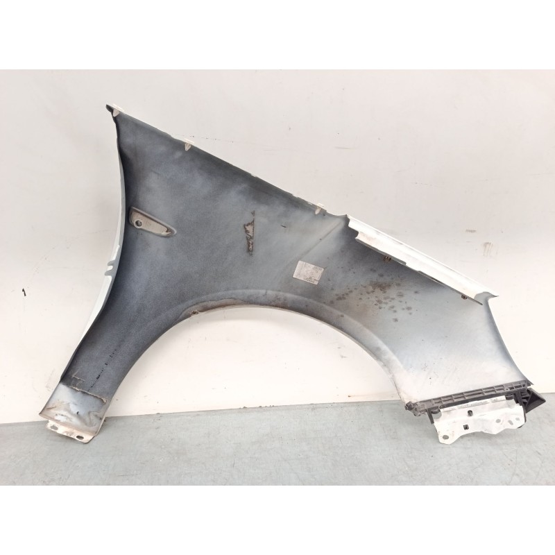 Recambio de aleta delantera izquierda para opel zafira tourer c (p12) 2.0 cdti (75) referencia OEM IAM 13355187  