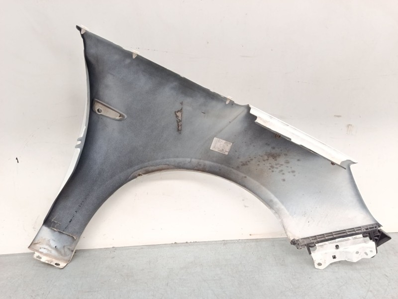Recambio de aleta delantera izquierda para opel zafira tourer c (p12) 2.0 cdti (75) referencia OEM IAM 13355187  