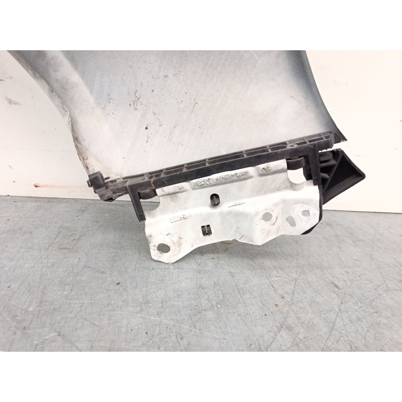 Recambio de aleta delantera izquierda para opel zafira tourer c (p12) 2.0 cdti (75) referencia OEM IAM 13355187  