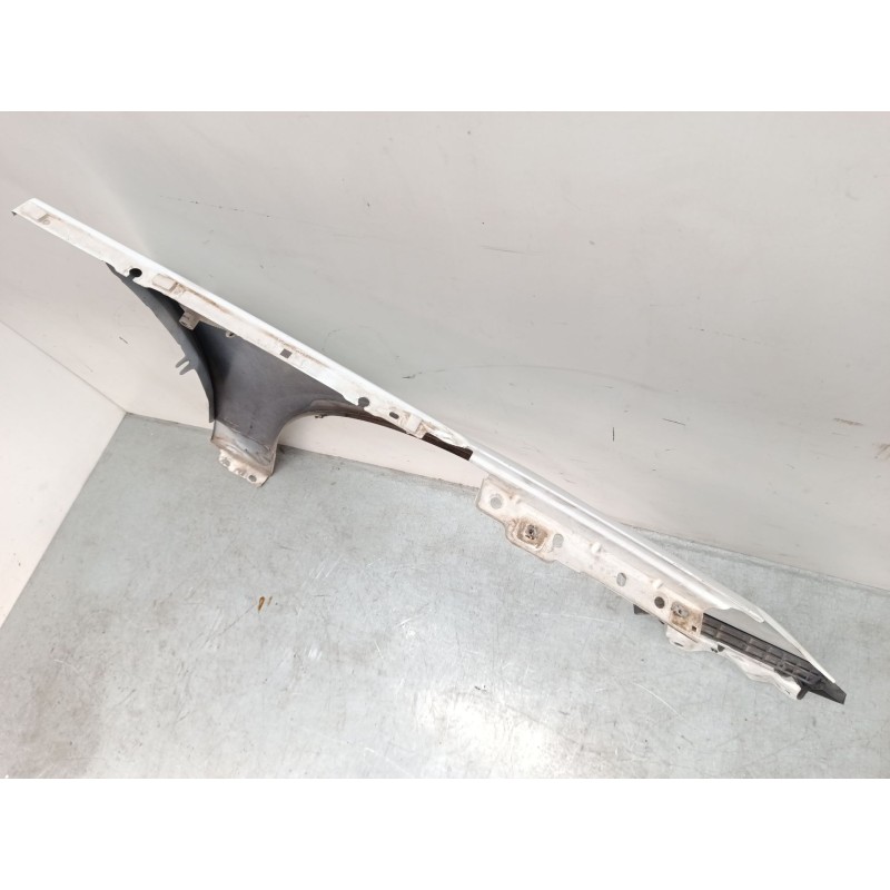 Recambio de aleta delantera izquierda para opel zafira tourer c (p12) 2.0 cdti (75) referencia OEM IAM 13355187  