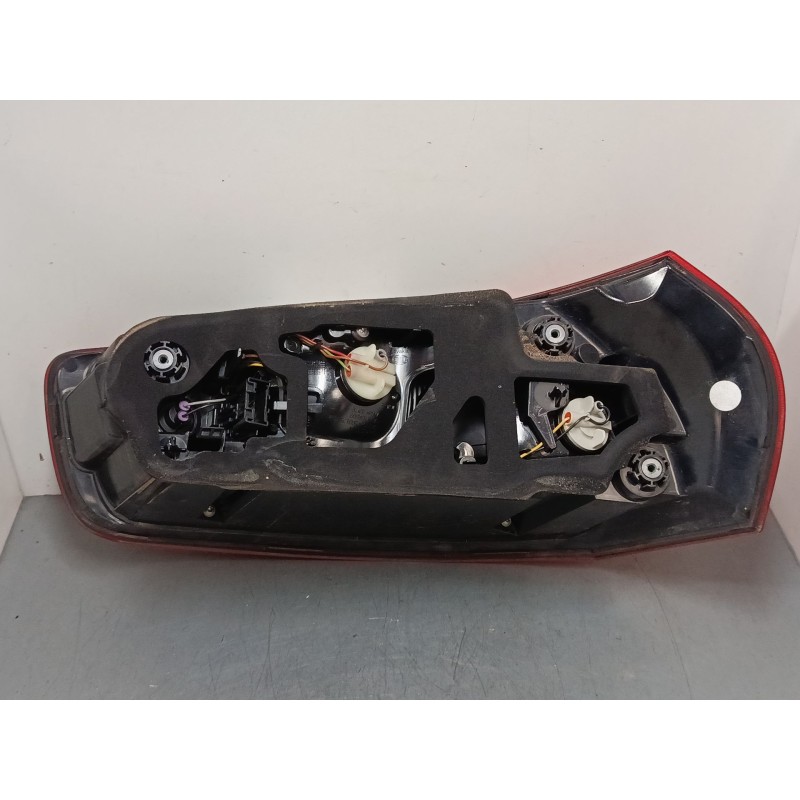 Recambio de piloto trasero izquierdo para citroën c4 picasso ii 1.6 hdi 90 referencia OEM IAM 9676120780  