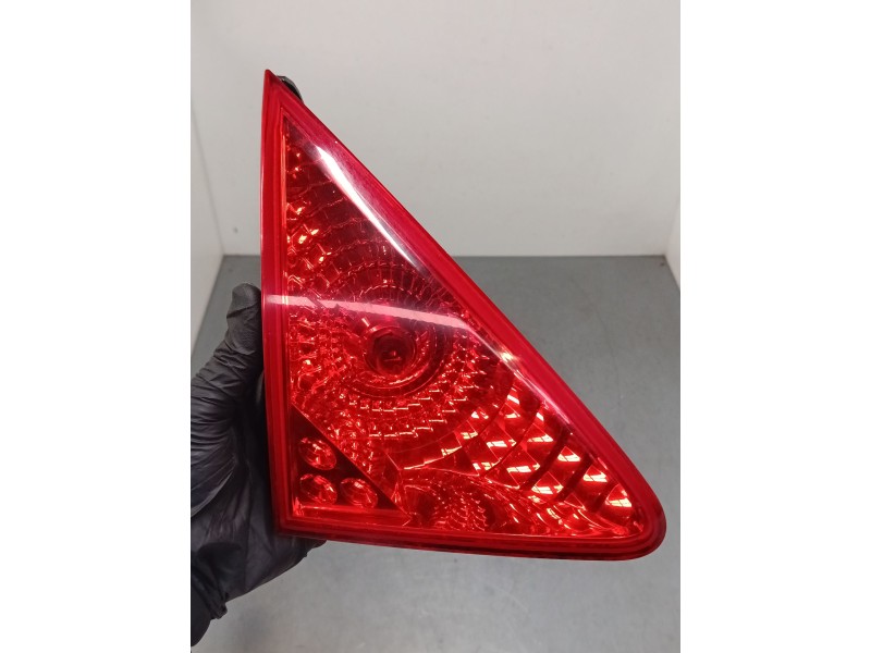 Recambio de piloto trasero porton izquierdo para peugeot 3008 i monospace (0u_) 1.6 hdi referencia OEM IAM 968346180  