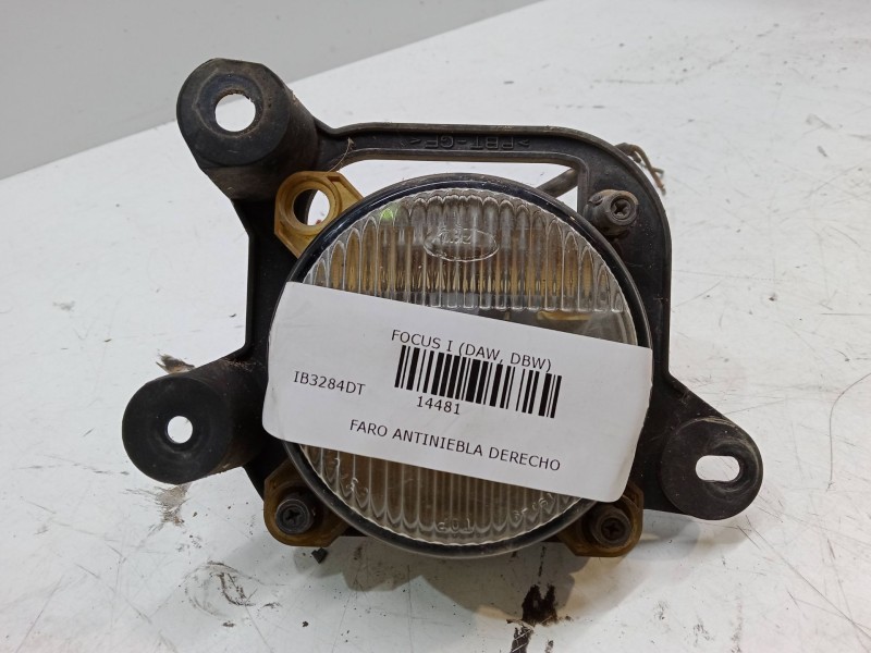 Recambio de faro antiniebla derecho para ford focus i (daw, dbw) 1.8 di / tddi referencia OEM IAM   