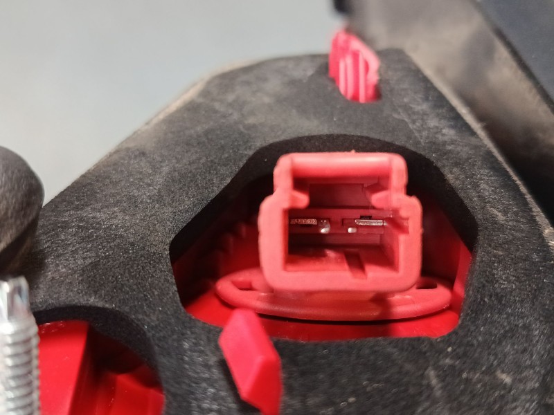 Recambio de piloto trasero porton izquierdo para peugeot 3008 i monospace (0u_) 1.6 hdi referencia OEM IAM 968346180  