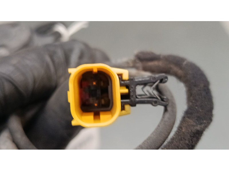 Recambio de actuador de capo para mercedes-benz clase a (w176) a 220 d (176.003) referencia OEM IAM 0589P1000095  