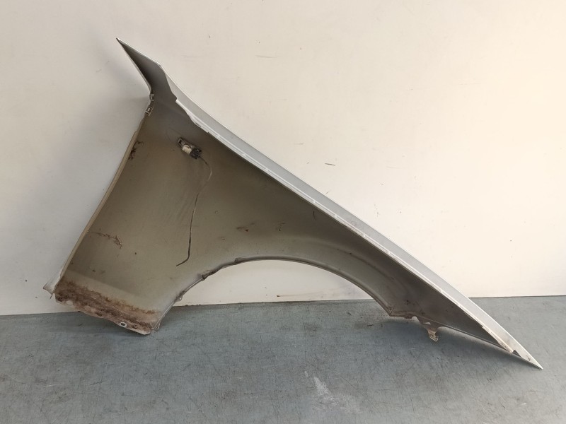 Recambio de aleta delantera izquierda para bmw 1 (e87) 116 i referencia OEM IAM   