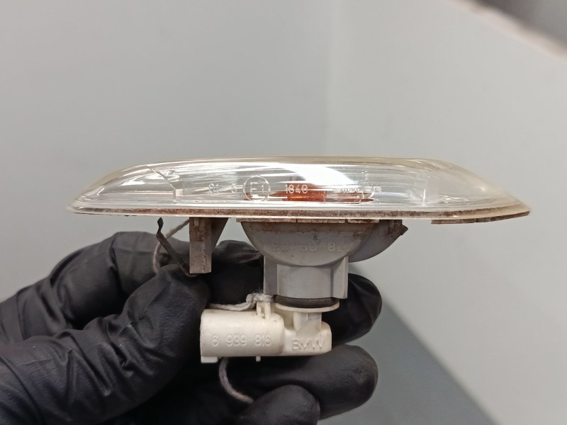 Recambio de intermitente lateral izquierdo para bmw 1 (e87) 120 d referencia OEM IAM 6313693299709  