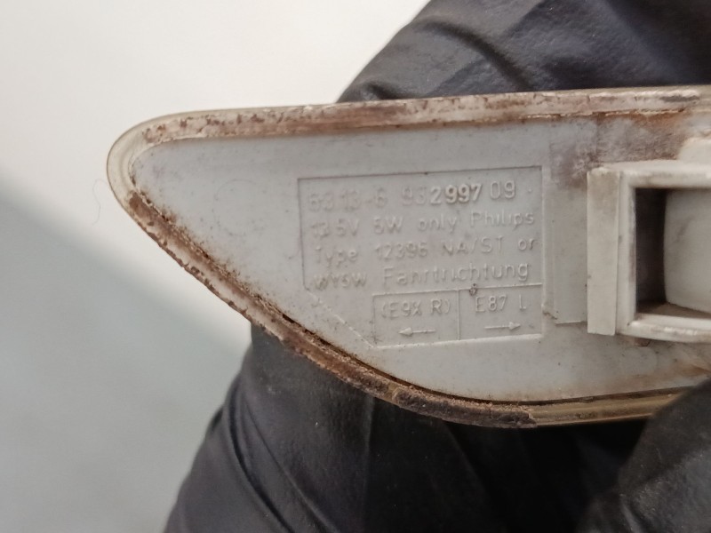 Recambio de intermitente lateral izquierdo para bmw 1 (e87) 120 d referencia OEM IAM 6313693299709  