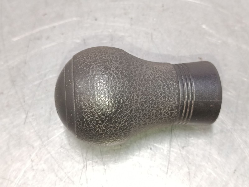 Recambio de pomo palanca cambio para peugeot 108 1.2 referencia OEM IAM   