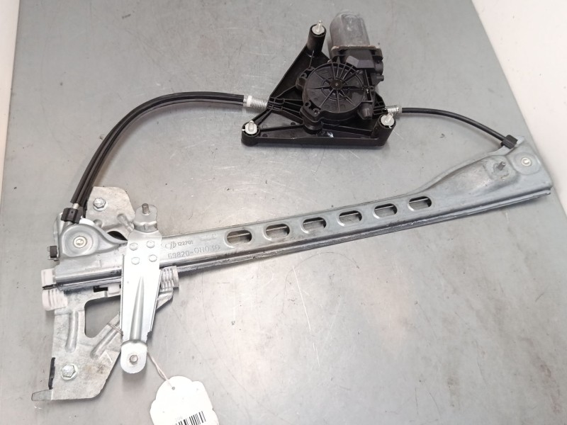 Recambio de elevalunas electrico delantero izquierdo para peugeot 108 1.2 referencia OEM IAM 698200H030  