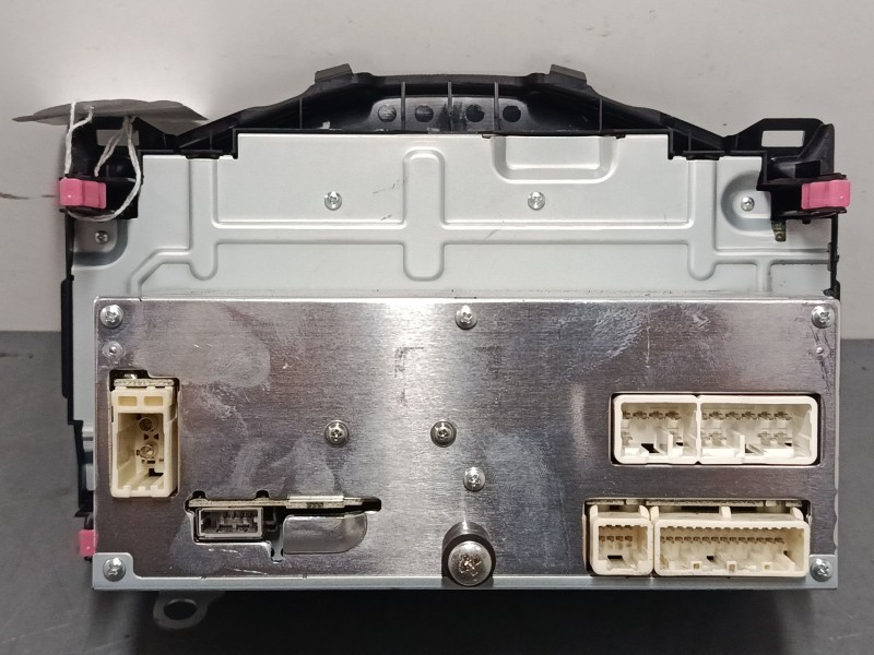 Recambio de pantalla multifuncion para peugeot 108 1.2 referencia OEM IAM 861400H010  