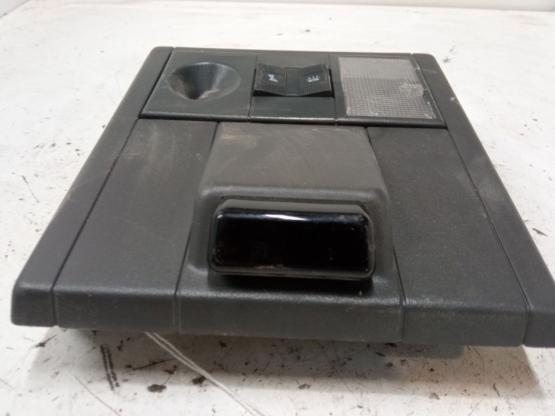 Recambio de luz interior delantera para renault 19 ii (b/c53_) 1.4 referencia OEM IAM 7700758368  