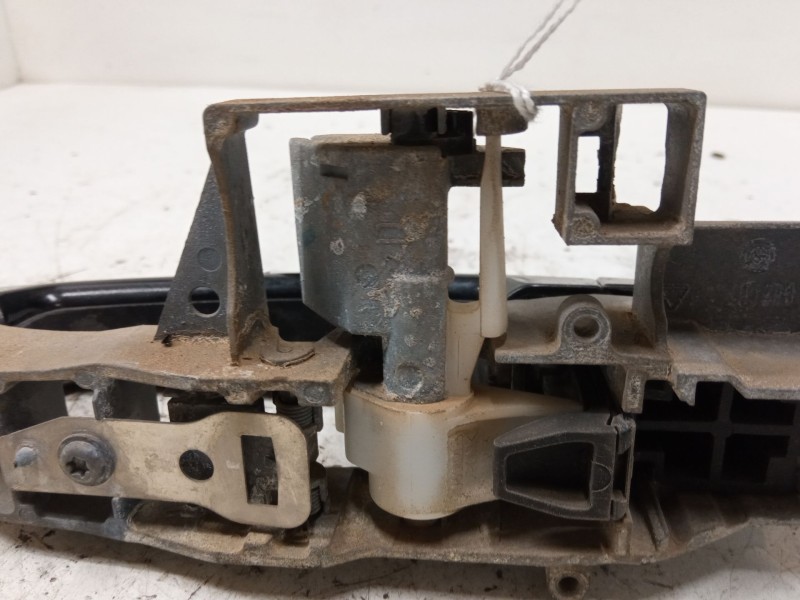 Recambio de maneta exterior puerta trasera derecha para peugeot 3008 i monospace (0u_) 1.6 vti referencia OEM IAM   