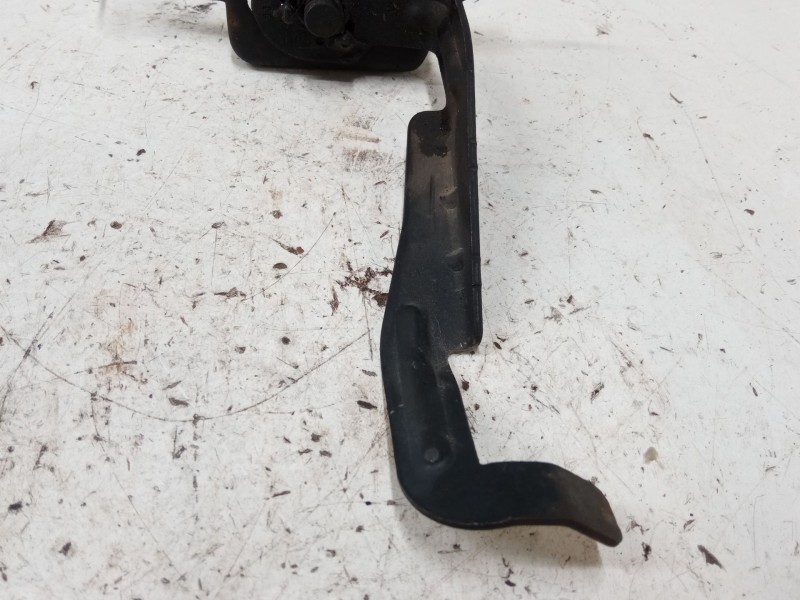 Recambio de cerradura capo para renault laguna iii (bt0/1) 1.5 dci (bt00, bt0a, bt0t, bt1j) referencia OEM IAM   