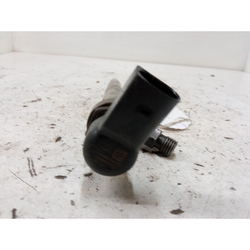 Recambio de inyector para renault laguna iii (bt0/1) 1.5 dci (bt00, bt0a, bt0t, bt1j) referencia OEM IAM 8200294788  