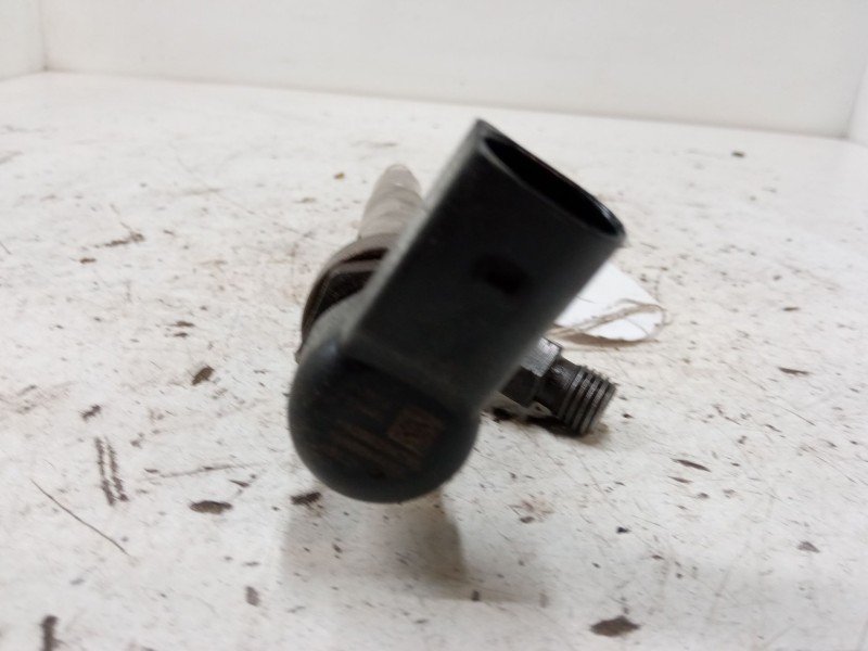 Recambio de inyector para renault laguna iii (bt0/1) 1.5 dci (bt00, bt0a, bt0t, bt1j) referencia OEM IAM 8200294788  