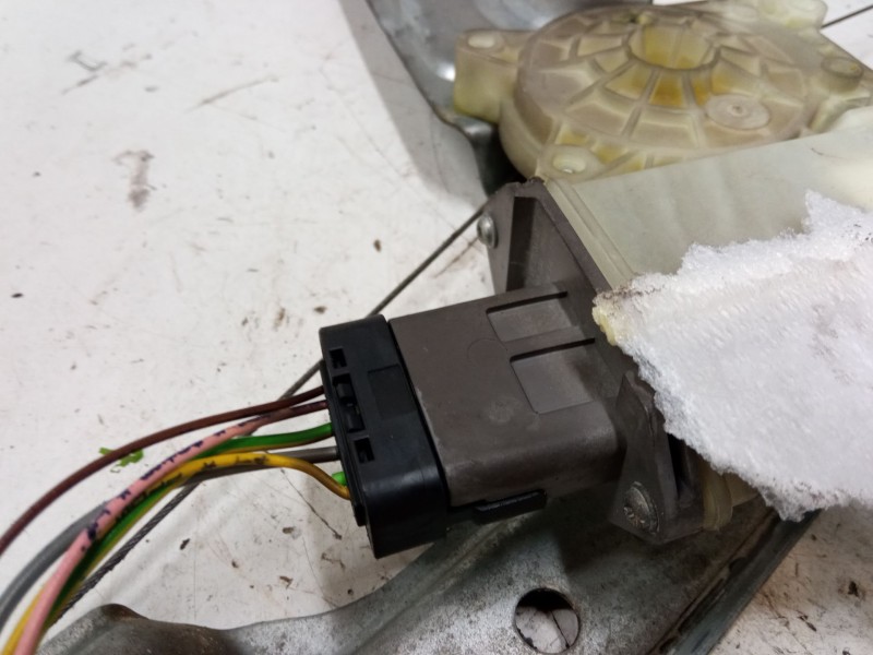 Recambio de elevalunas electrico delantero izquierdo para peugeot 3008 i monospace (0u_) 1.6 vti referencia OEM IAM 9682808980  