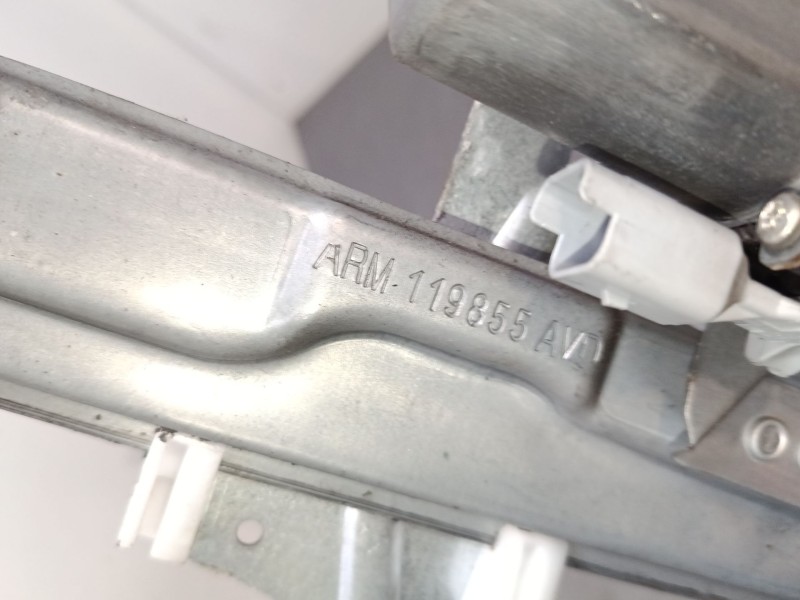 Recambio de elevalunas electrico delantero derecho para peugeot 207/207+ (wa_, wc_) 1.6 hdi referencia OEM IAM 400912D 110509 17