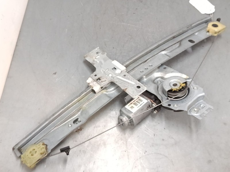 Recambio de elevalunas electrico delantero derecho para peugeot 207/207+ (wa_, wc_) 1.6 hdi referencia OEM IAM 400912D 110509 17