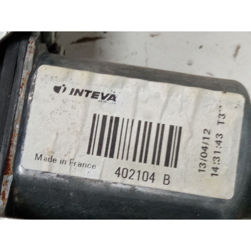 Recambio de elevalunas electrico delantero derecho para peugeot partner tepee 1.6 hdi 90 referencia OEM IAM 402104 B  