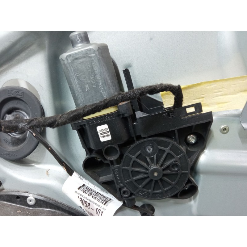 Recambio de elevalunas electrico delantero derecho para ford focus ii turnier (da_, ffs, ds) 1.6 referencia OEM IAM A12240752  