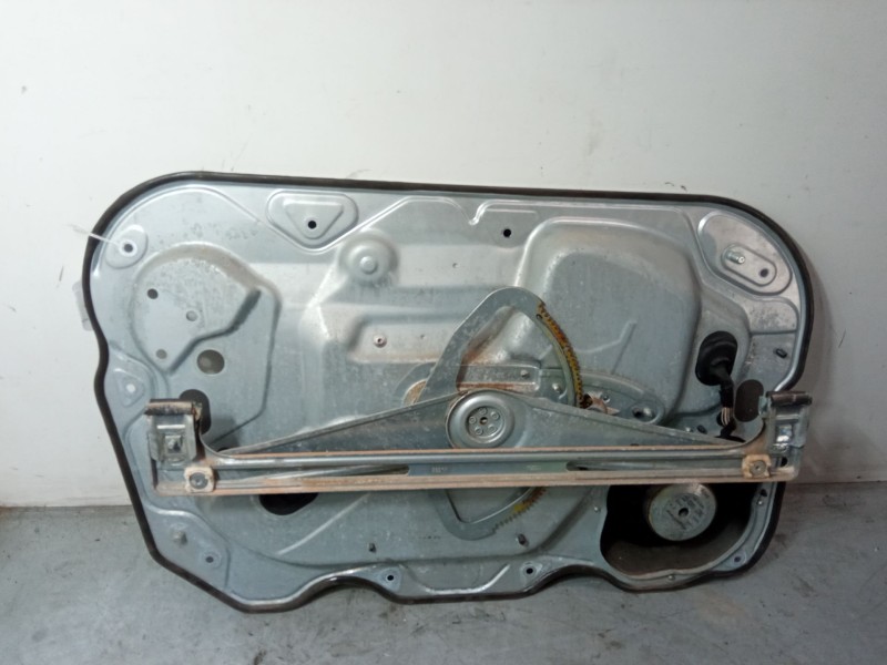 Recambio de elevalunas electrico delantero derecho para ford focus ii turnier (da_, ffs, ds) 1.6 referencia OEM IAM A12240752  