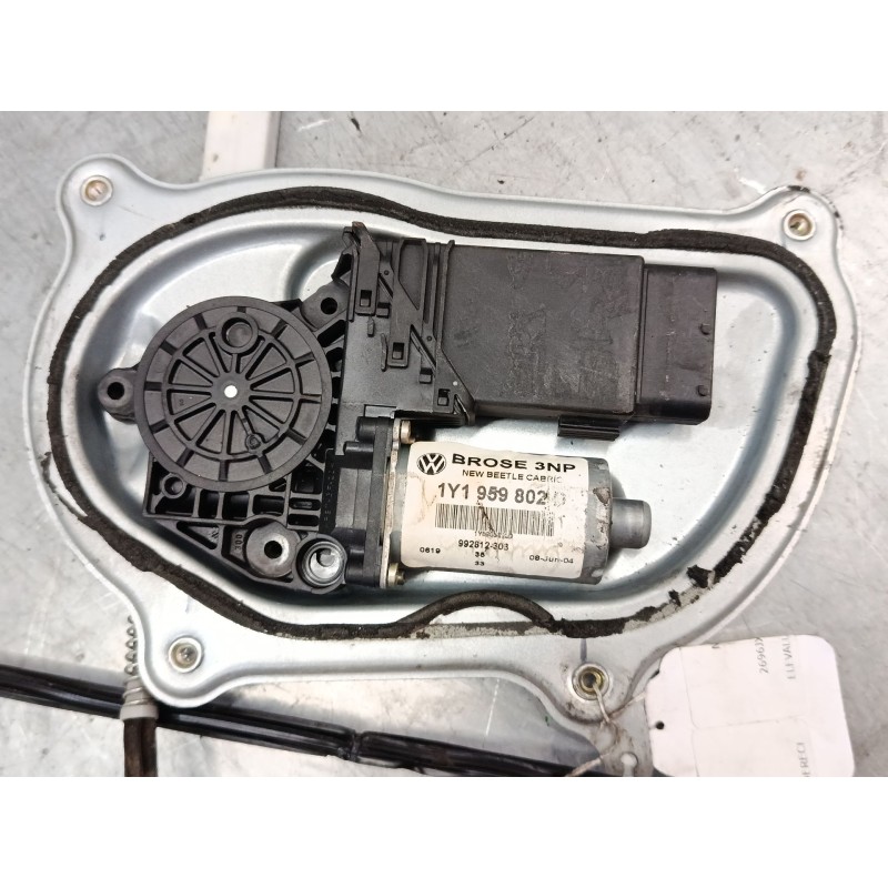 Recambio de elevalunas electrico delantero derecho para volkswagen new beetle descapotable (1y7) 2.0 referencia OEM IAM 1Y1 959 