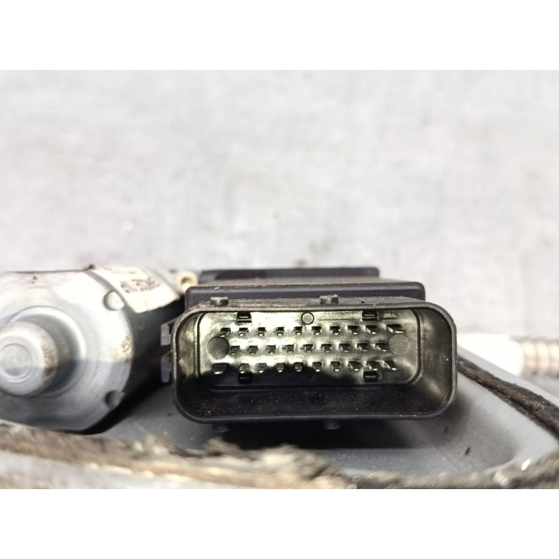 Recambio de elevalunas electrico delantero derecho para volkswagen new beetle descapotable (1y7) 2.0 referencia OEM IAM 1Y1 959 