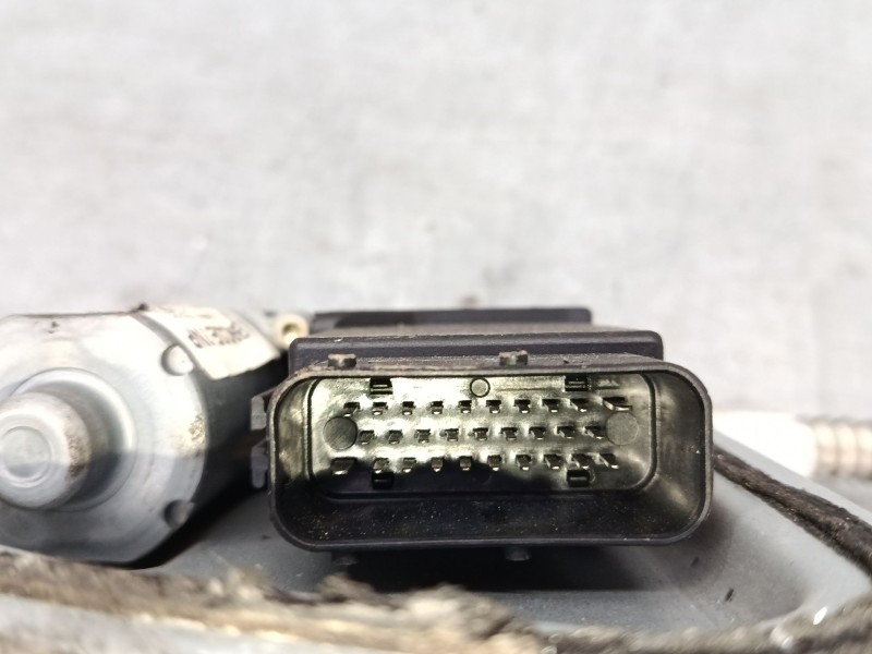 Recambio de elevalunas electrico delantero derecho para volkswagen new beetle descapotable (1y7) 2.0 referencia OEM IAM 1Y1 959 