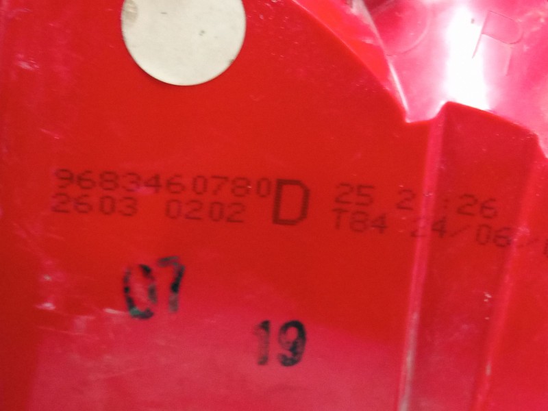 Recambio de piloto trasero derecho para peugeot 3008 i monospace (0u_) 1.6 vti referencia OEM IAM 9683460780  