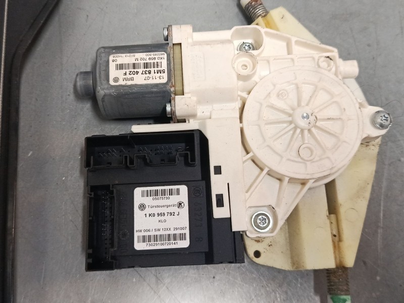 Recambio de elevalunas electrico delantero derecho para volkswagen golf plus v (5m1, 521) 1.9 tdi referencia OEM IAM 1 K0959 792