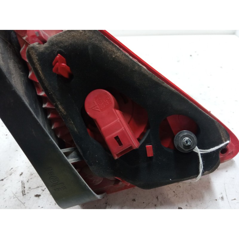 Recambio de piloto trasero porton derecho para peugeot 3008 i monospace (0u_) 1.6 vti referencia OEM IAM   