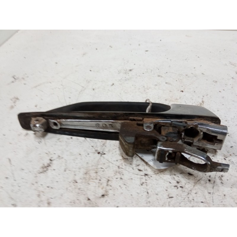 Recambio de maneta exterior puerta delantera derecha para mercedes-benz 123 t-model (s123) 240 t d (123.183) referencia OEM IAM 