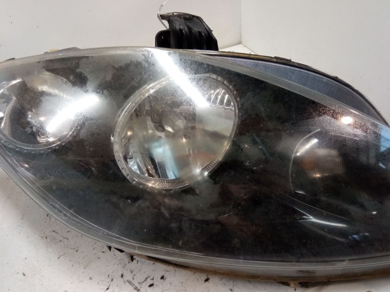 Recambio de faro derecho para seat altea xl (5p5, 5p8) 2.0 tdi 16v referencia OEM IAM 5P1941034B  