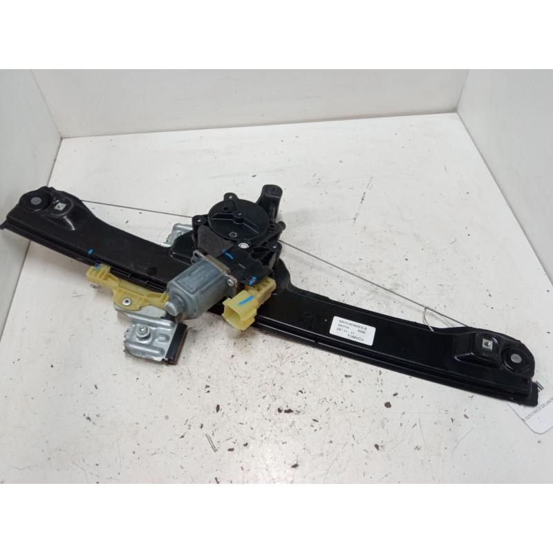Recambio de elevalunas electrico delantero derecho para ford ecosport 1.0 ecoboost referencia OEM IAM GN15 A23200 E B  