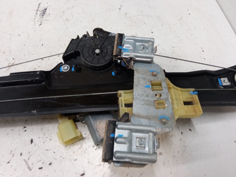 Recambio de elevalunas electrico delantero derecho para ford ecosport 1.0 ecoboost referencia OEM IAM GN15 A23200 E B  
