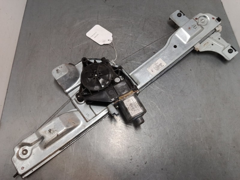 Recambio de elevalunas electrico delantero derecho para dacia sandero (bs_) 1.2 16v referencia OEM IAM 51894F  