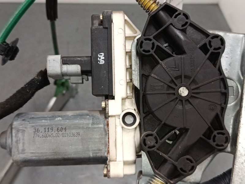 Recambio de elevalunas electrico delantero derecho para citroën c2 (jm_) 1.4 hdi referencia OEM IAM 0206011001  