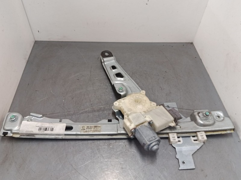 Recambio de elevalunas electrico delantero derecho para peugeot 3008 i monospace (0u_) 1.6 thp referencia OEM IAM 9682808880  