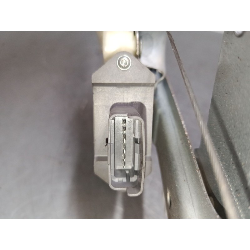 Recambio de elevalunas electrico delantero derecho para peugeot 3008 i monospace (0u_) 1.6 thp referencia OEM IAM 9682808880  