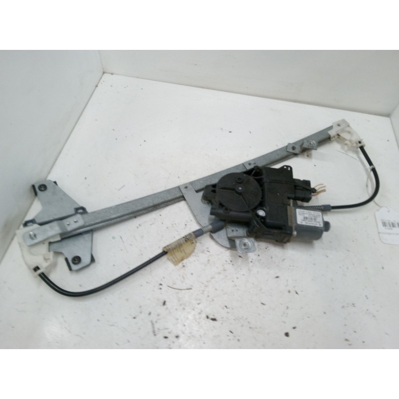 Recambio de elevalunas electrico delantero derecho para peugeot 308 i (4a_, 4c_) 1.6 hdi referencia OEM IAM 9675467380  