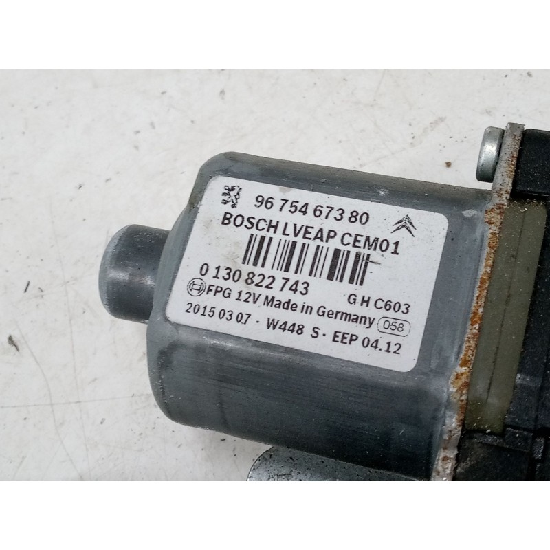 Recambio de elevalunas electrico delantero derecho para peugeot 308 i (4a_, 4c_) 1.6 hdi referencia OEM IAM 9675467380  