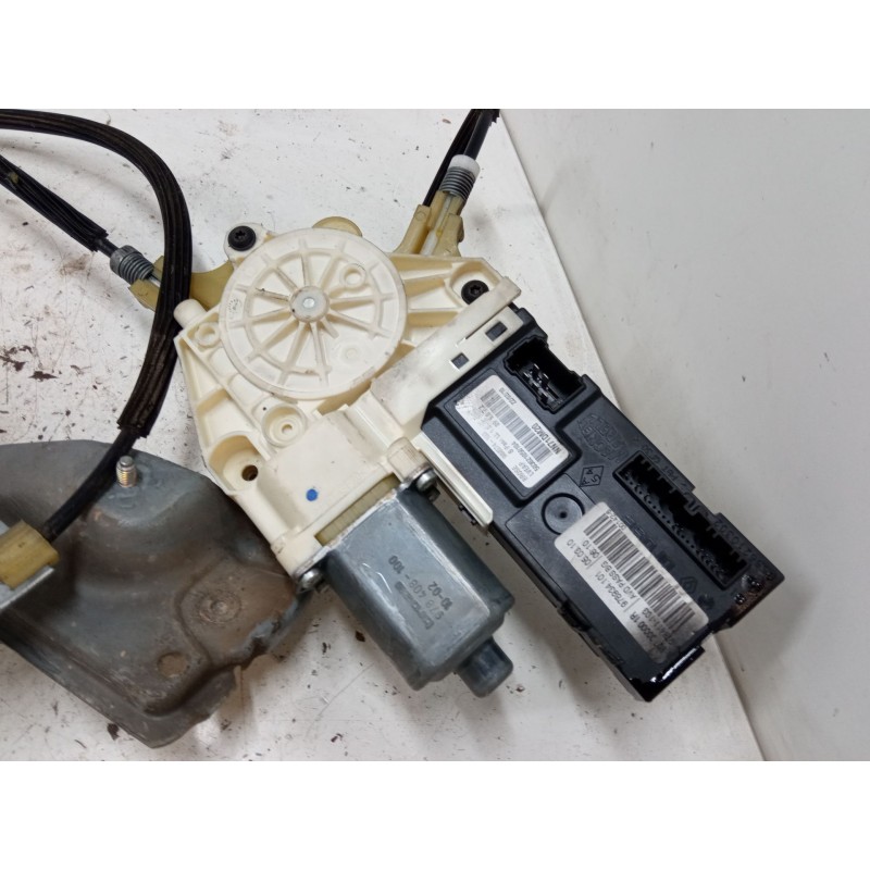 Recambio de elevalunas electrico delantero derecho para renault laguna iii (bt0/1) 1.5 dci (bt00, bt0a, bt0t, bt1j) referencia O