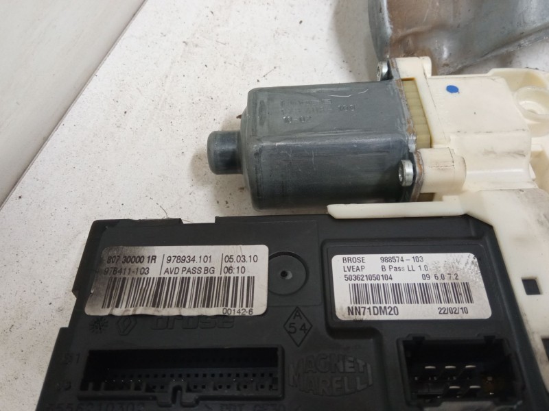 Recambio de elevalunas electrico delantero derecho para renault laguna iii (bt0/1) 1.5 dci (bt00, bt0a, bt0t, bt1j) referencia O