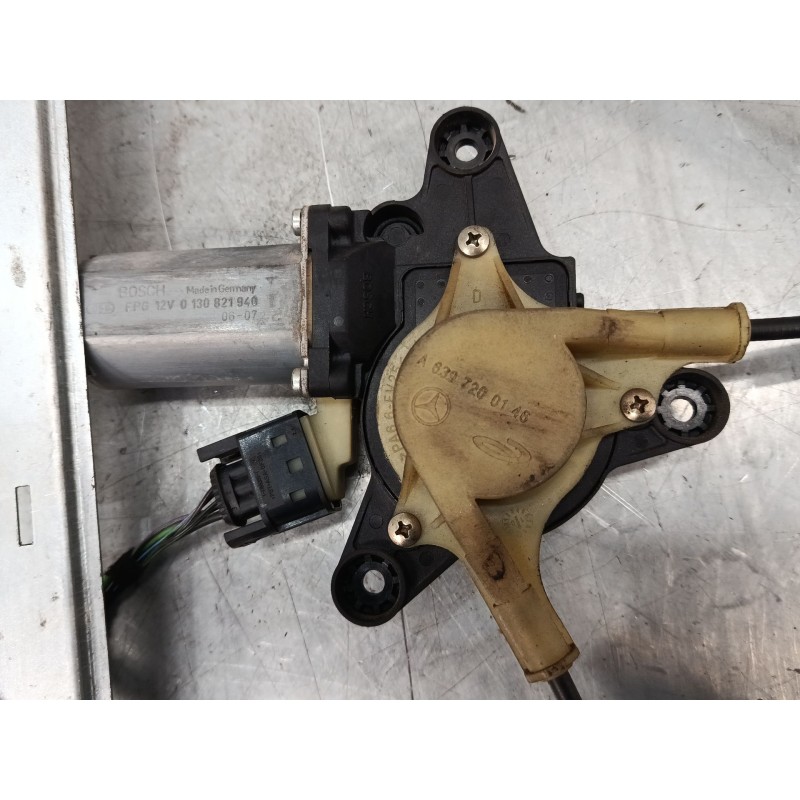 Recambio de elevalunas electrico delantero derecho para mercedes-benz vito / mixto furgoneta (w639) 109 cdi (639.601, 639.603, 6
