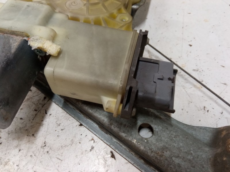 Recambio de elevalunas electrico delantero derecho para peugeot 3008 i monospace (0u_) 1.6 vti referencia OEM IAM 9682808880  