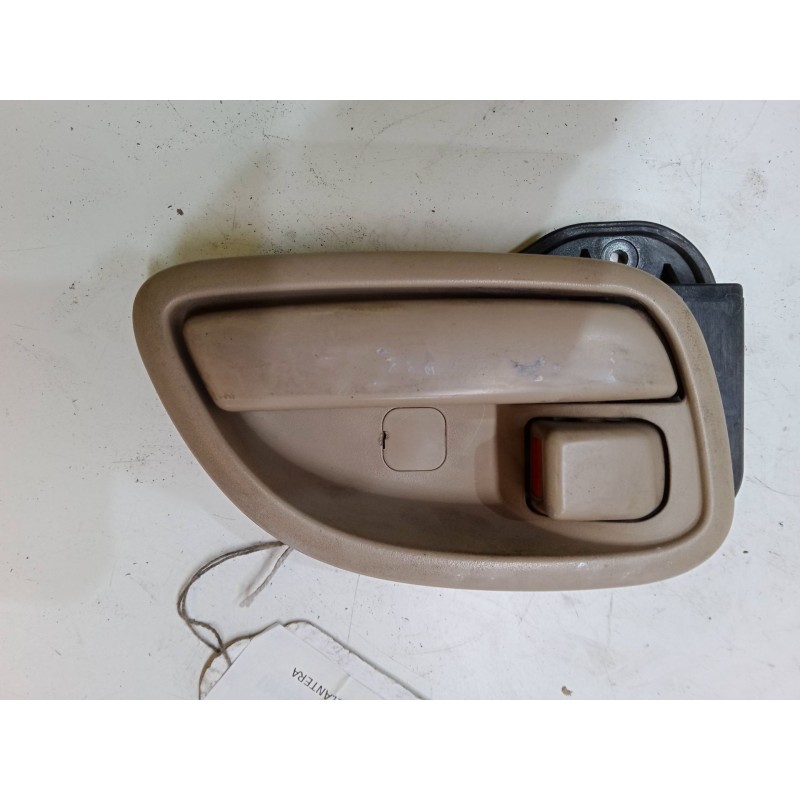 Recambio de maneta interior puerta delantera izquierda para kia carens iii monospace (un) 2.0 crdi 115 referencia OEM IAM   